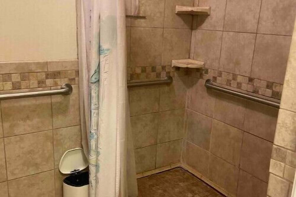 Photo of Bathroom in Ingleside