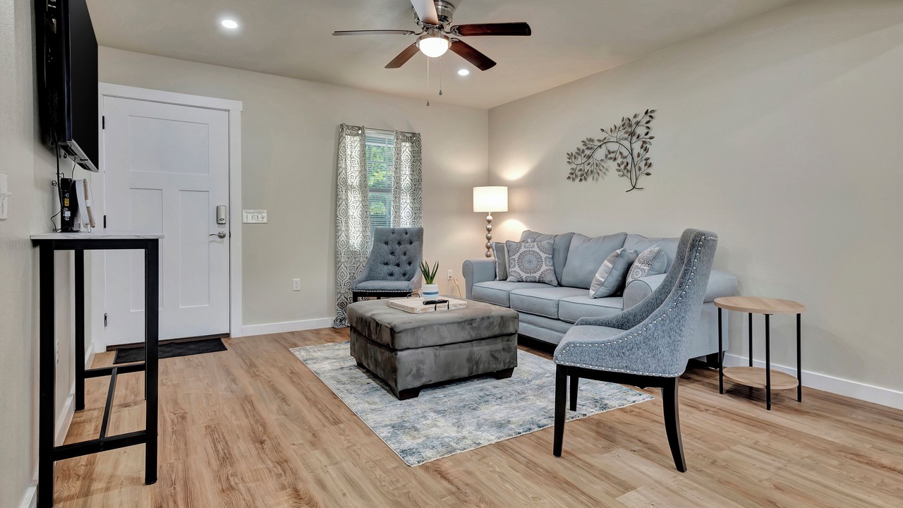 Photo of Livingroom in Diboll