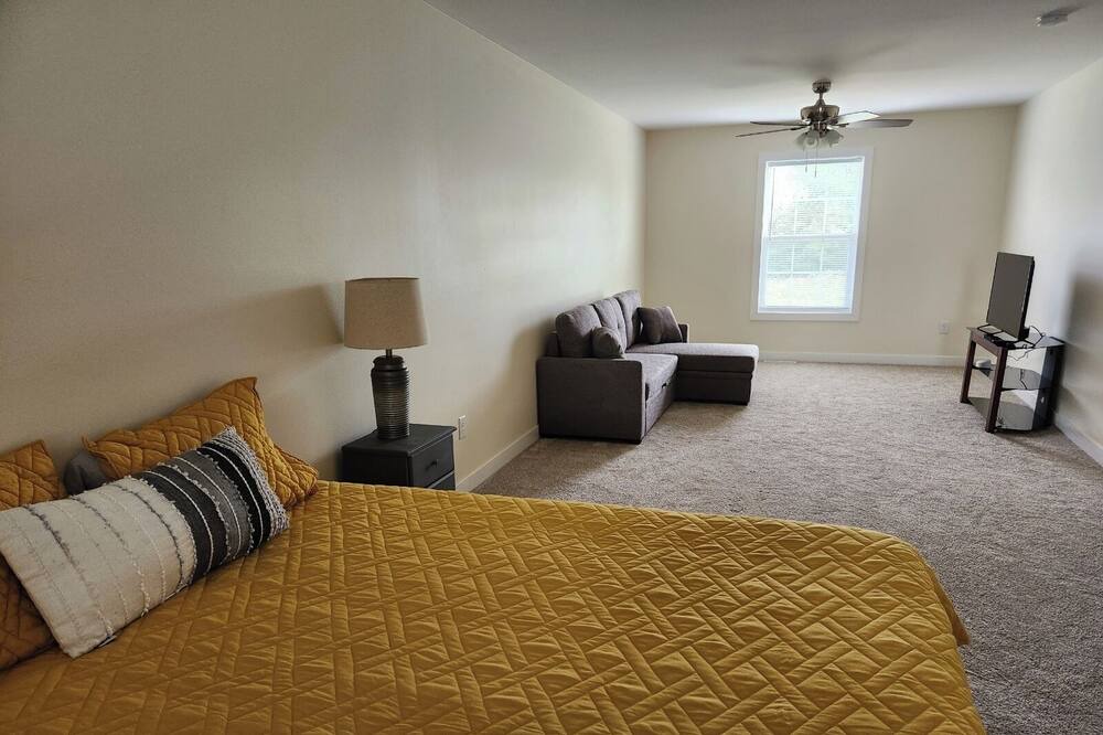 Photo of Bedroom in Mount Pleasant