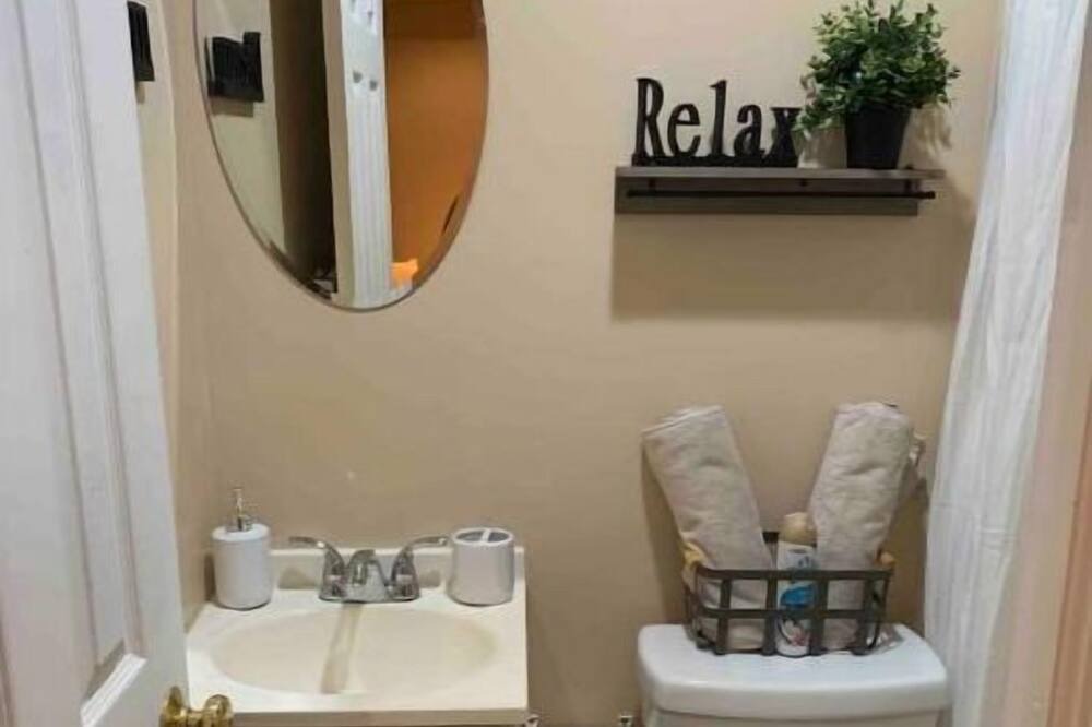 Photo of Bathroom in Baldwin