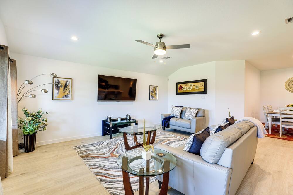 Photo of Livingroom in Barker