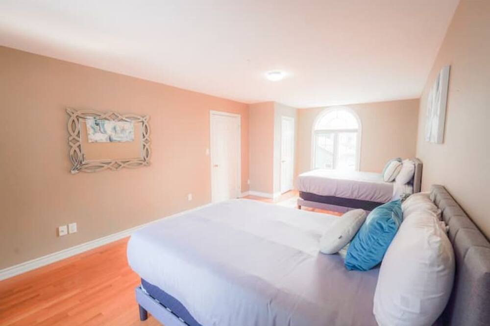 Photo of Bedroom in Innisfil