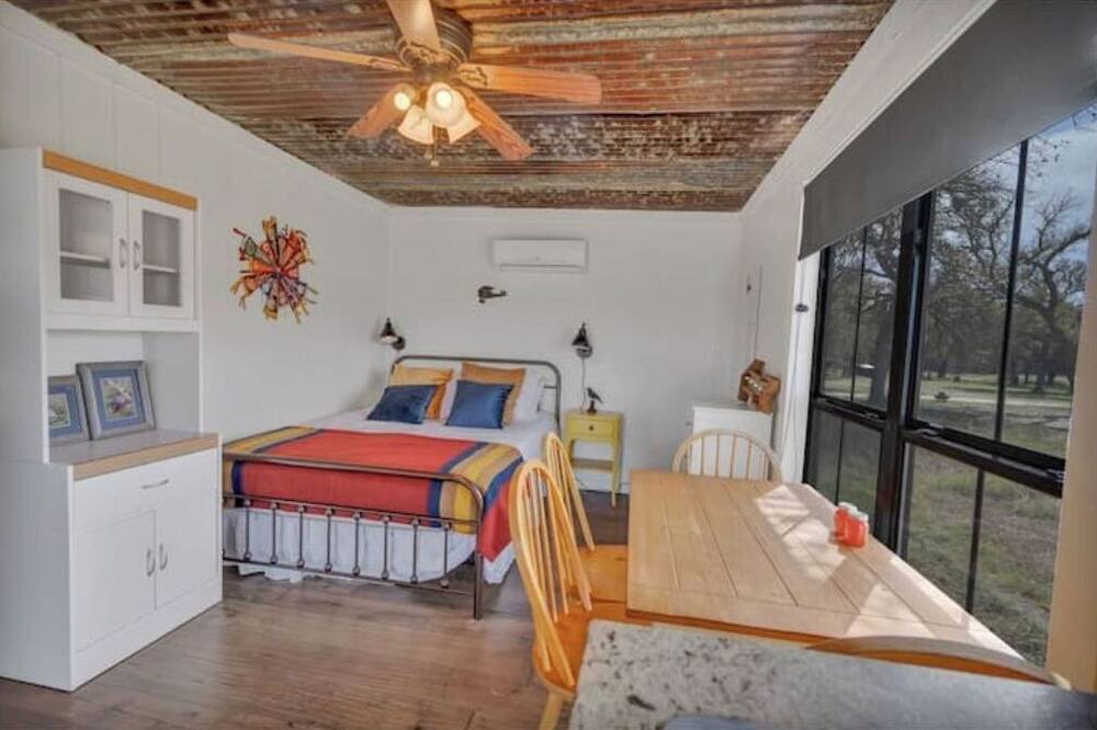 Photo of Bedroom in Smithwick