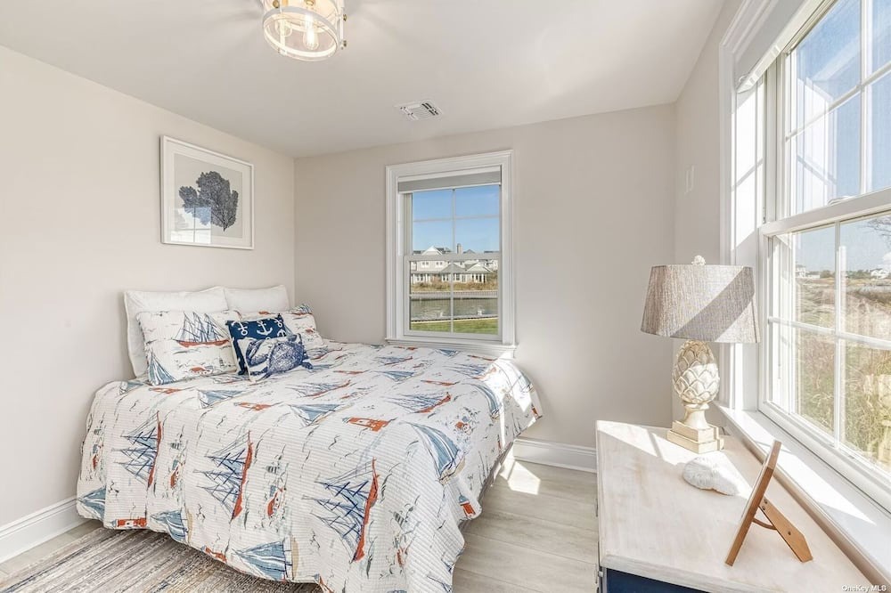 Photo of Bedroom in Shinnecock Hills