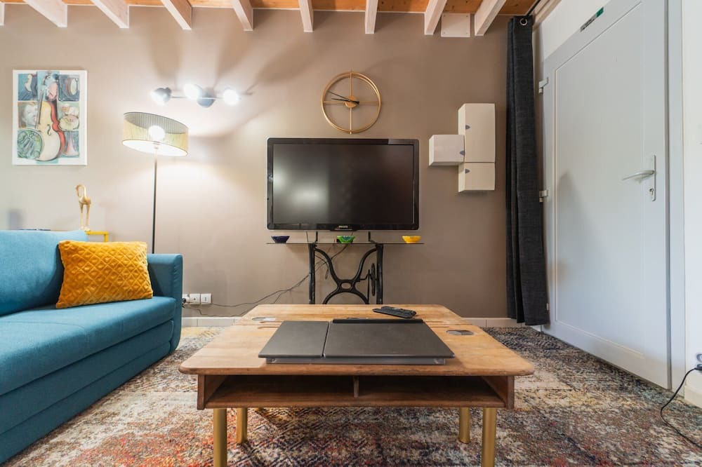 Photo of Livingroom in Mignaloux-Beauvoir