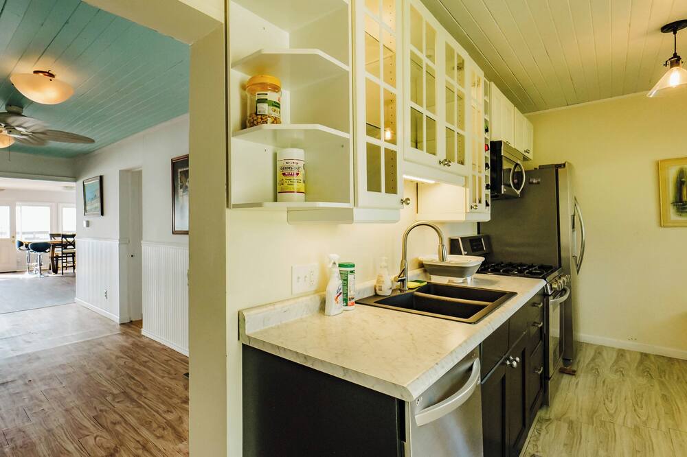 Photo of Kitchen in Crystal Beach