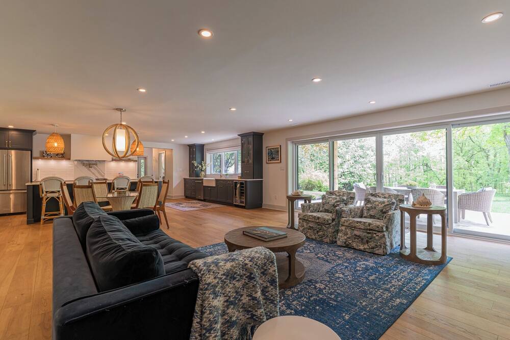Photo of Livingroom in Owen Sound