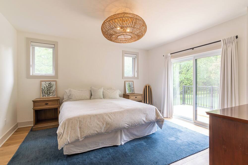 Photo of Bedroom in Owen Sound