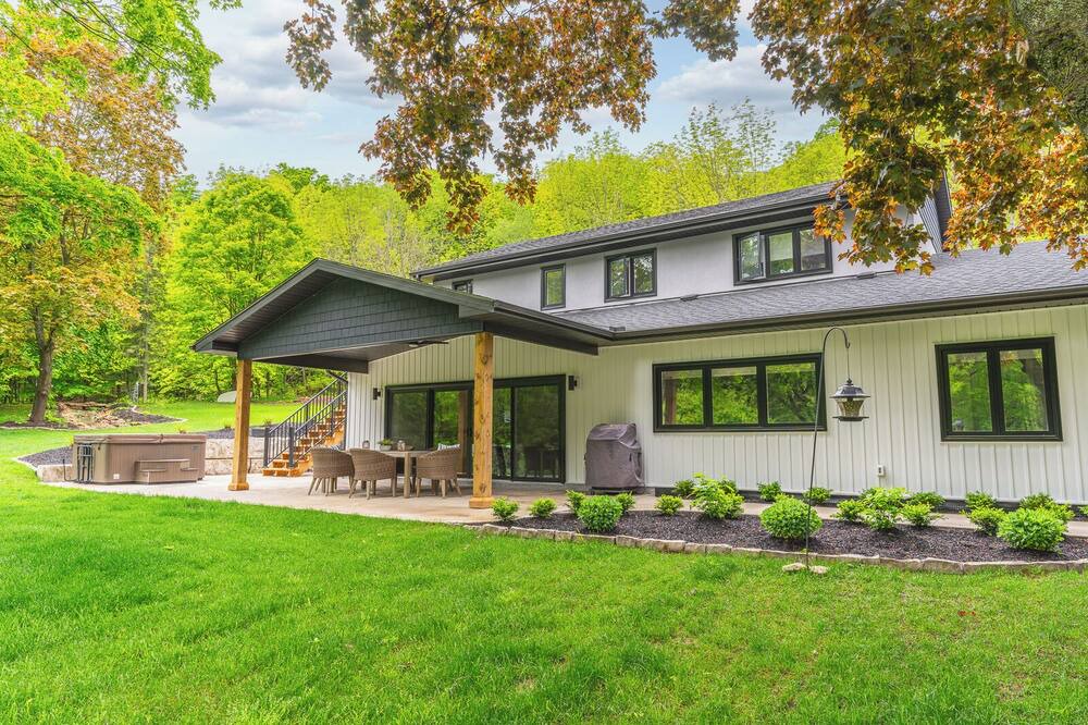 Photo of Outdoor in Owen Sound