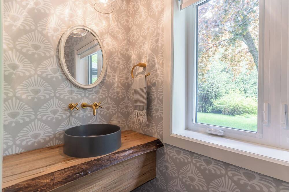 Photo of Bathroom in Owen Sound