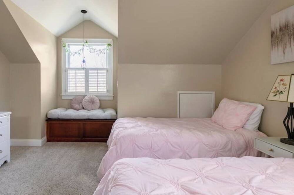 Photo of Bedroom in Nicholasville