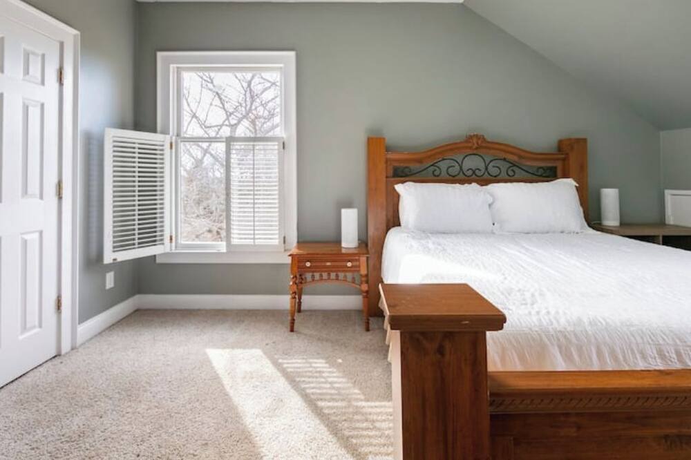 Photo of Bedroom in Nicholasville