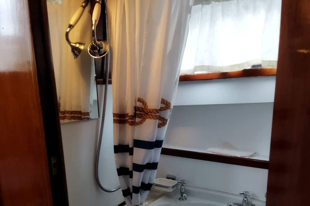 Photo of Bathroom in Eaucourt-sur-Somme