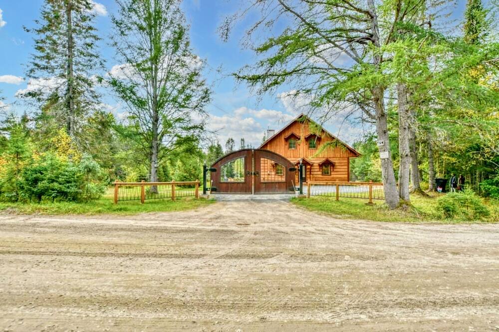 Photo of Outdoor in Lantier