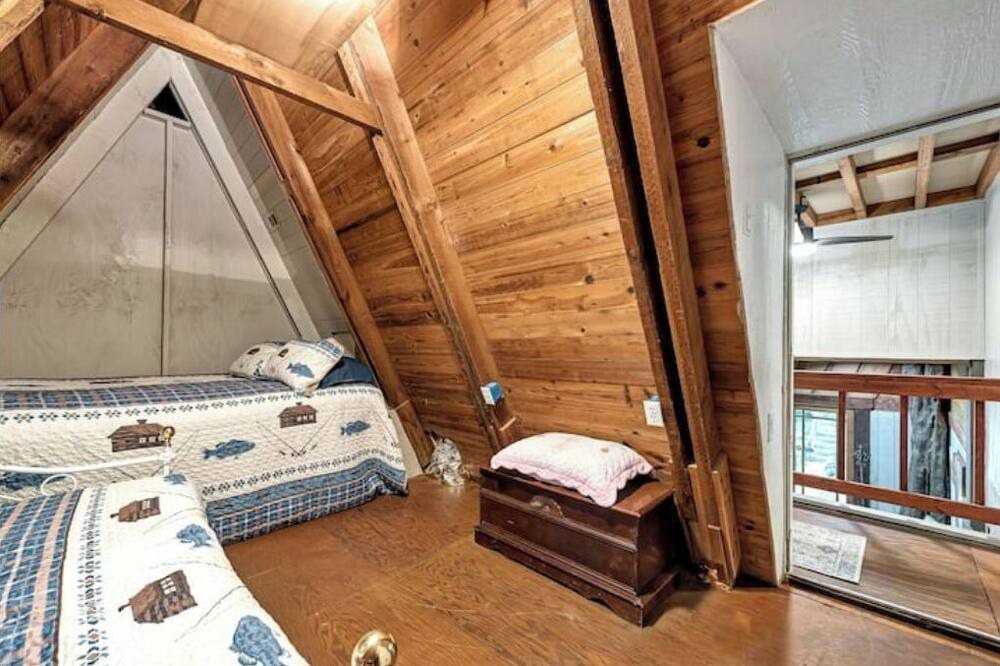 Photo of Bedroom in Flint Creek