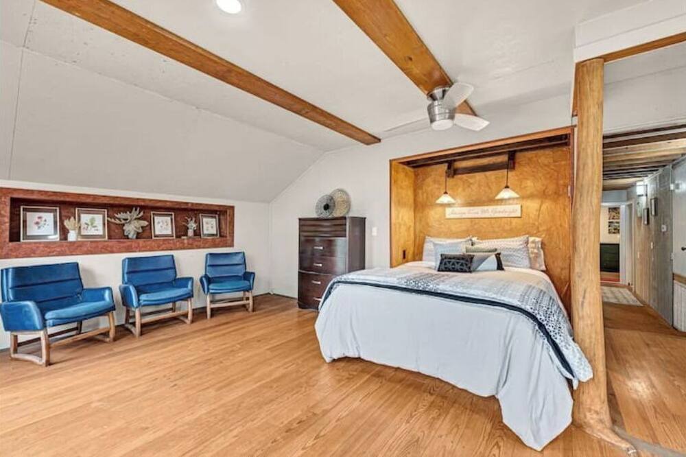Photo of Bedroom in Flint Creek
