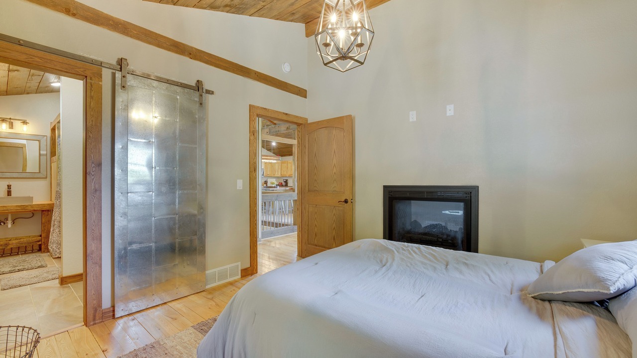 Photo of Others in New Albin