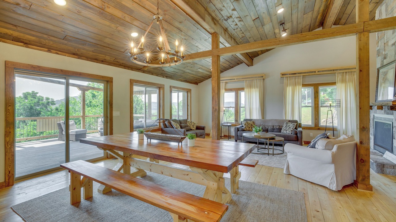 Photo of Others in New Albin