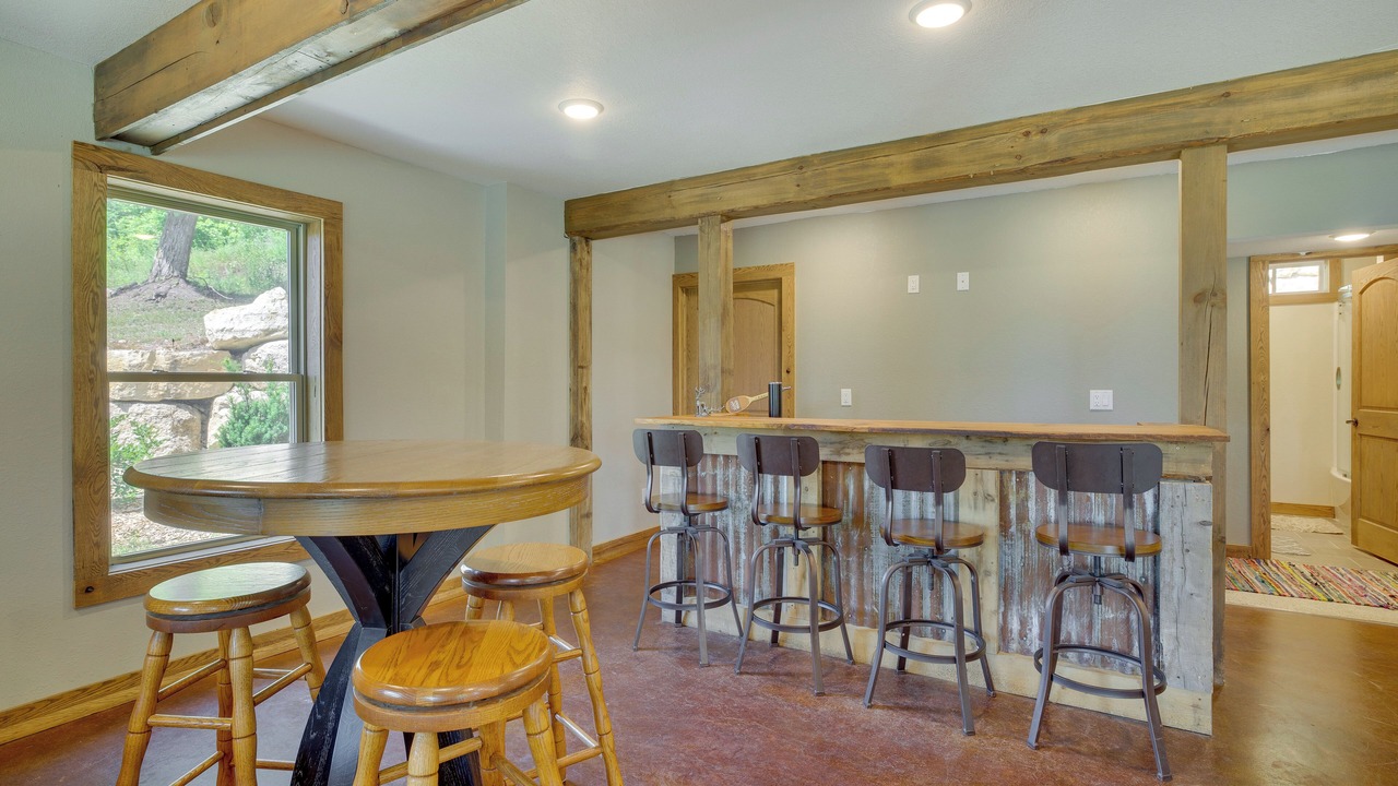 Photo of Others in New Albin