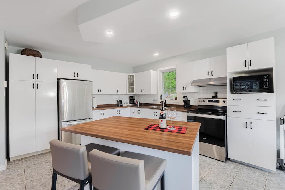 Photo of Kitchen in St-Adolphe-d'Howard
