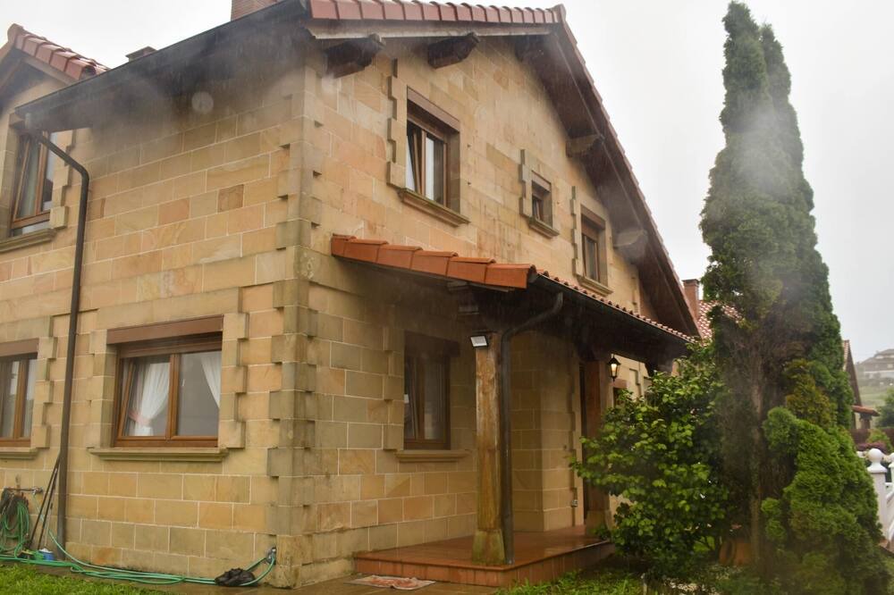 Photo of Outdoor in Igollo
