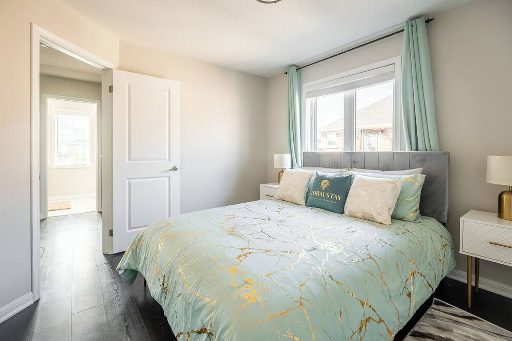 Photo of Bedroom in Mount Pleasant
