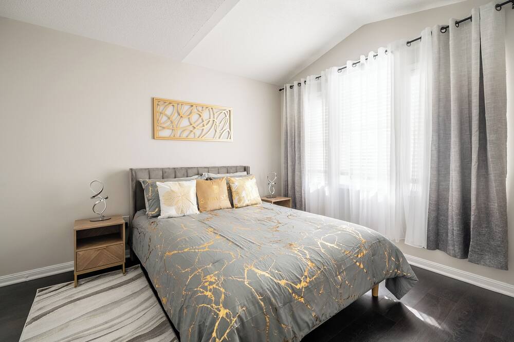 Photo of Bedroom in Mount Pleasant