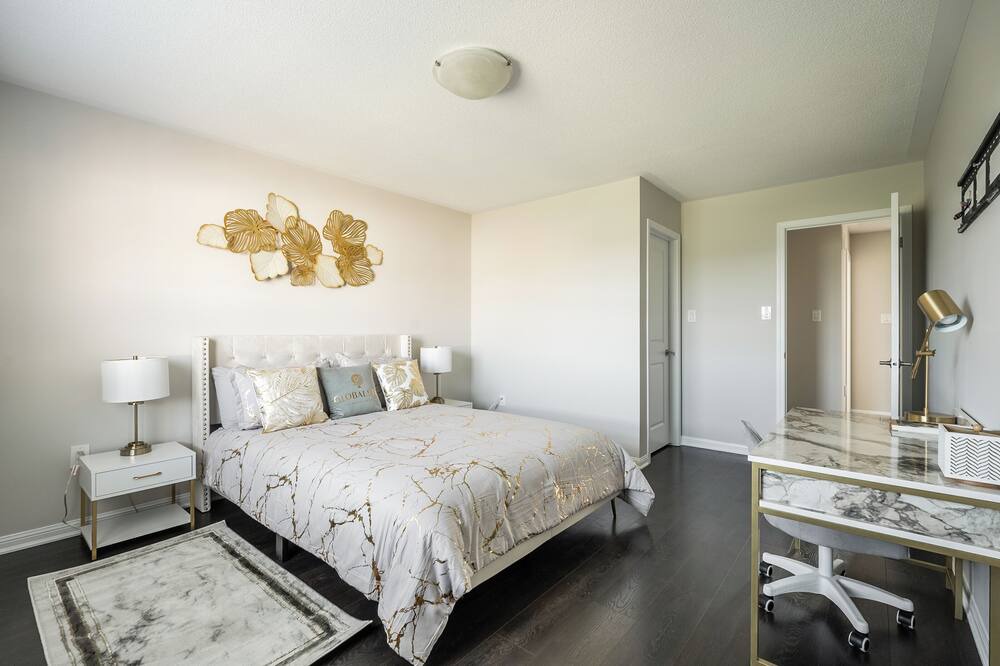 Photo of Bedroom in Mount Pleasant