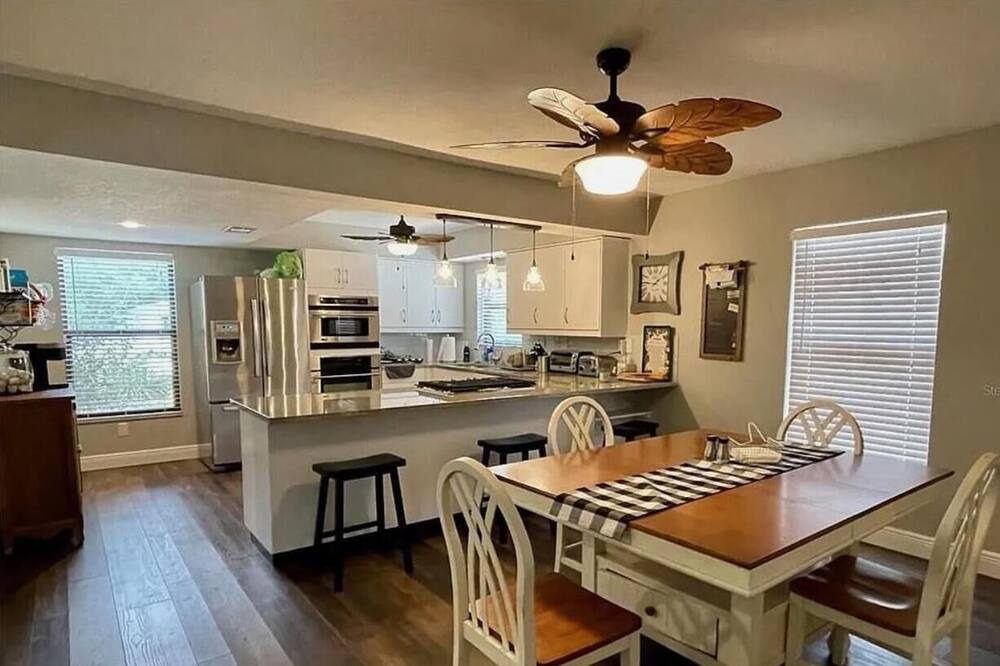 Photo of Kitchen in Country Oaks