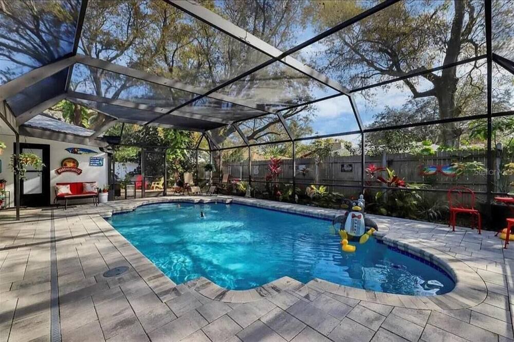 Photo of Outdoor in Country Oaks
