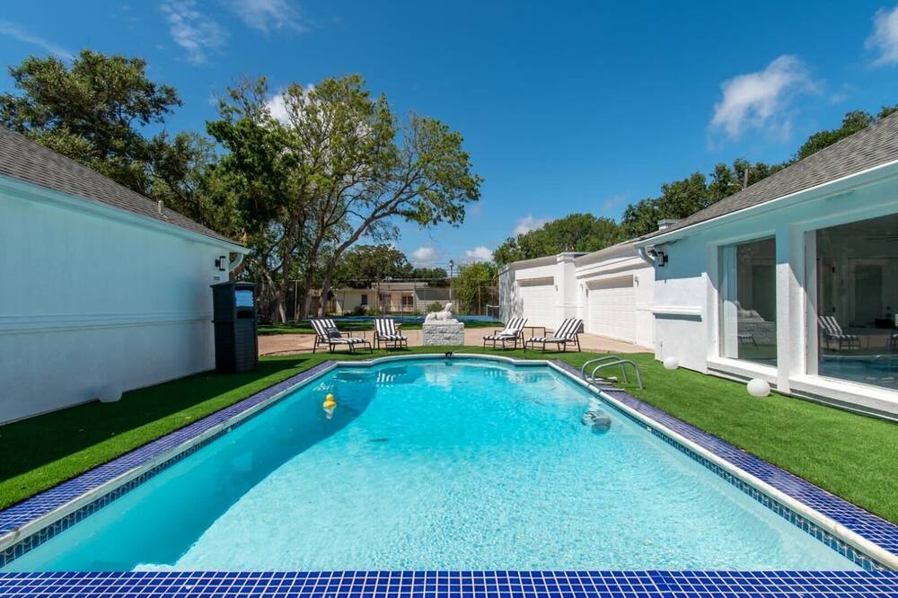 Photo of Outdoor in Bay Area
