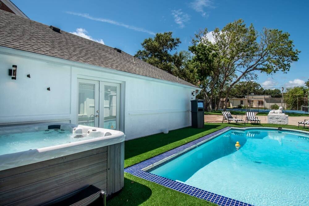 Photo of Outdoor in Bay Area