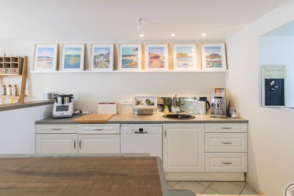 Photo of Kitchen in Pontorson