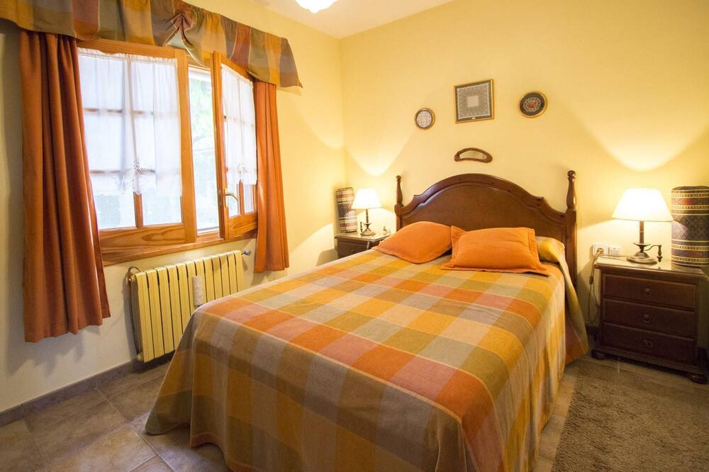 Photo of Bedroom in Santa Rosa