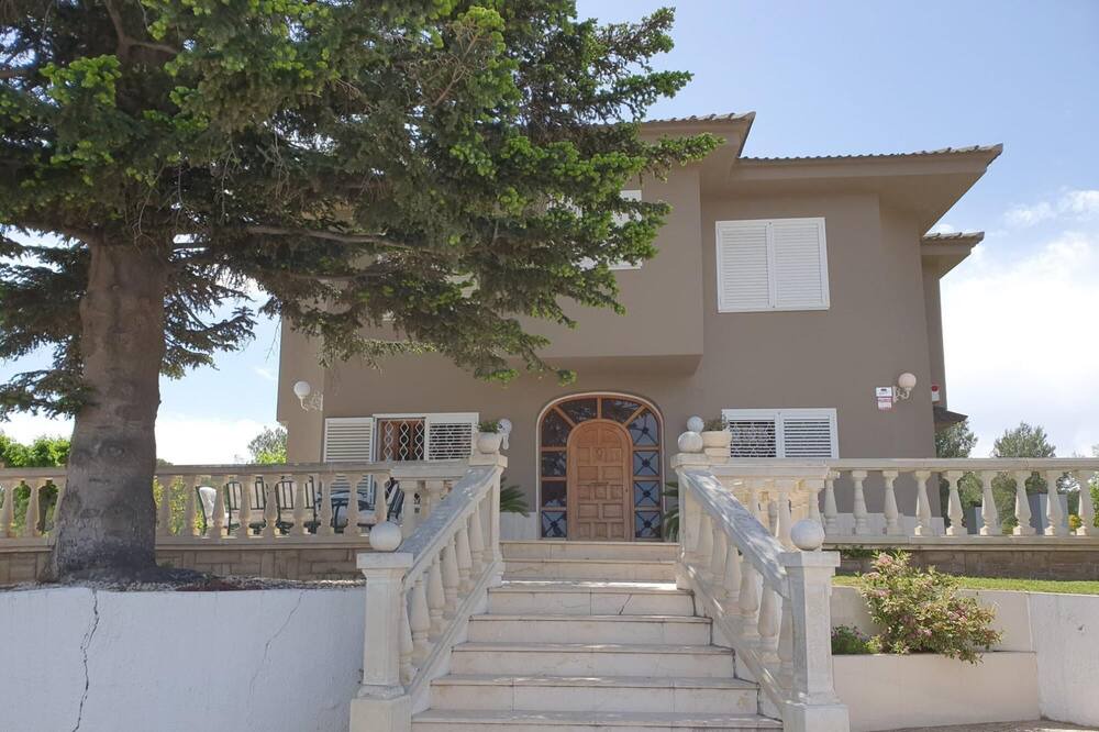 Photo of Outdoor in Alcover