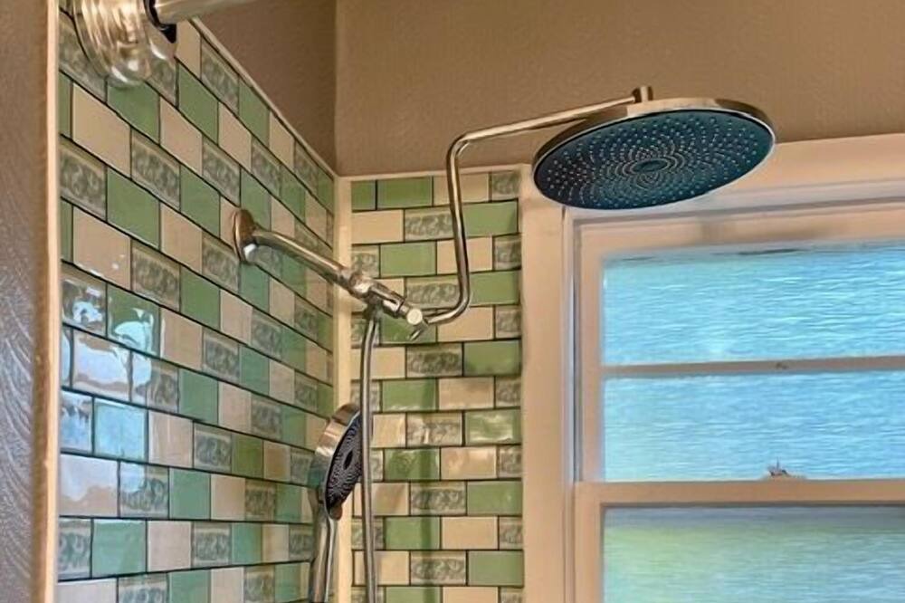 Photo of Bathroom in Atchison
