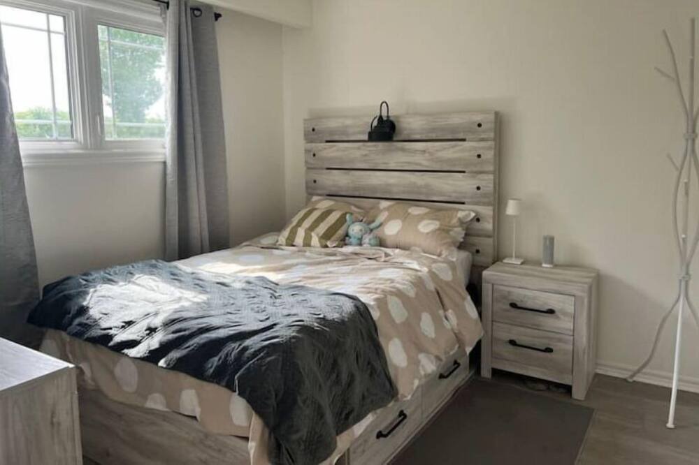 Photo of Bedroom in Greenbank