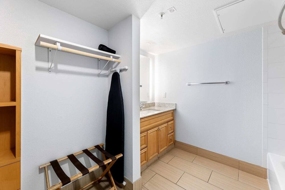 Photo of Others in Gateway