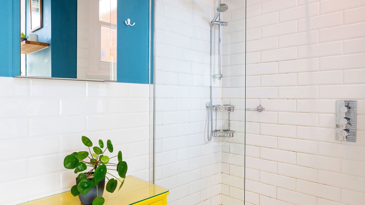 Photo of Others in Twickenham Riverside