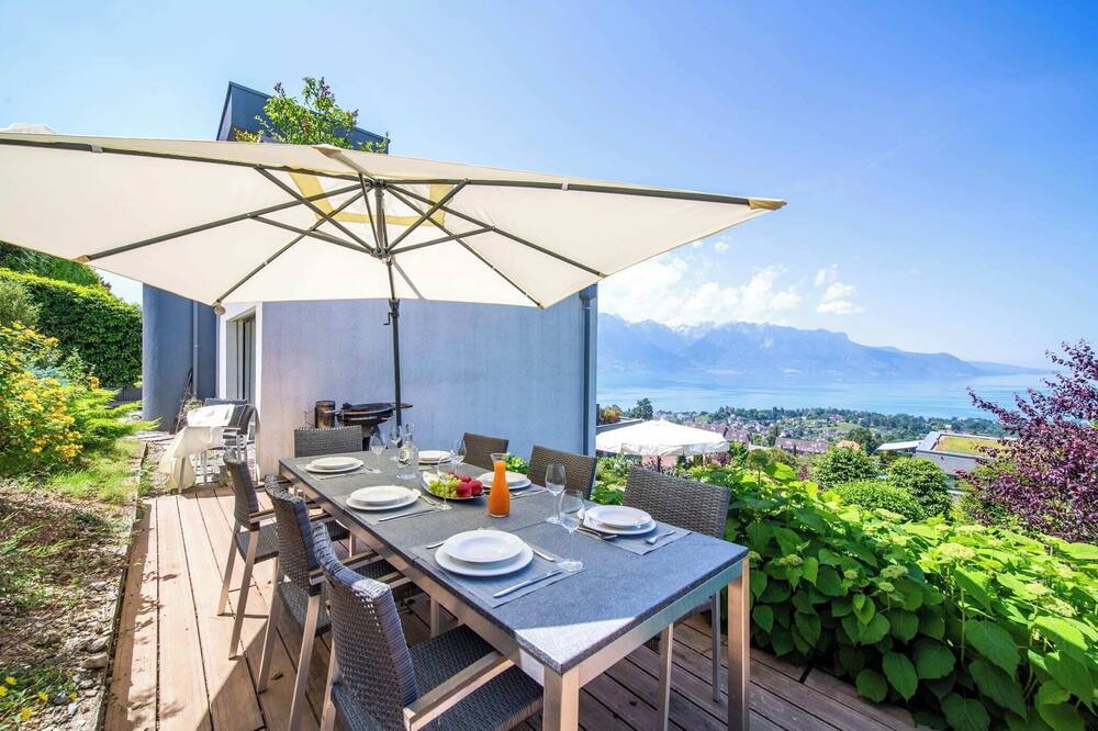 Photo of Others in Montreux