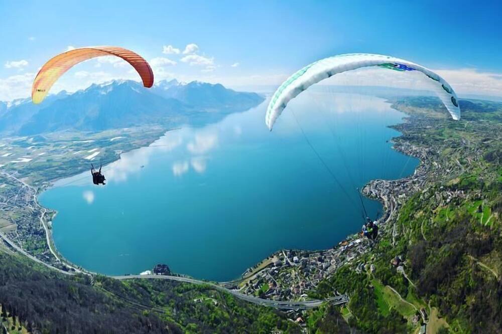 Photo of Others in Montreux