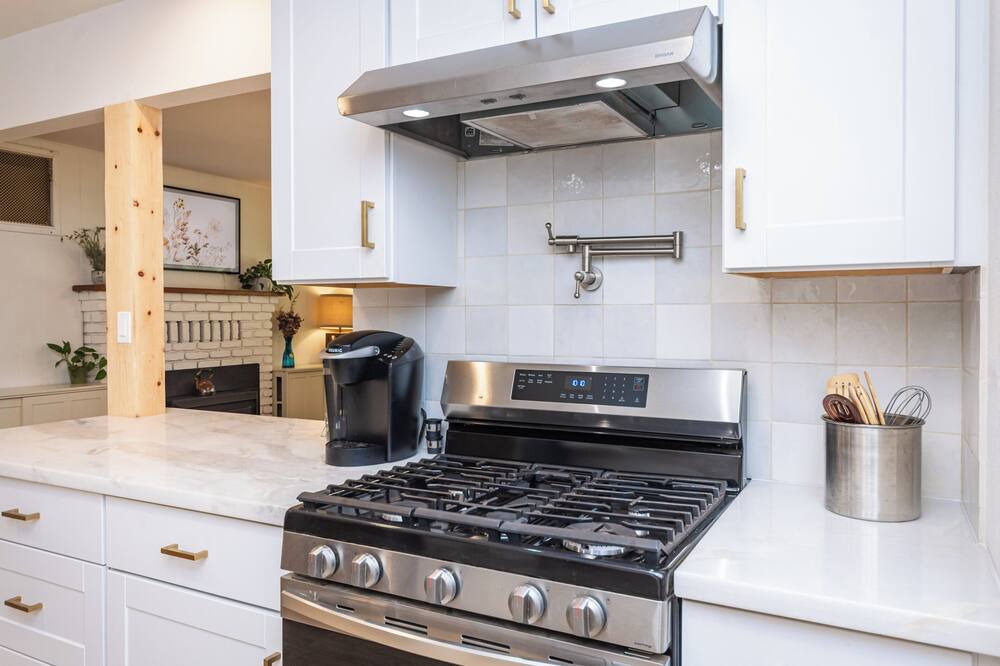 Photo of Kitchen in Apple Hill