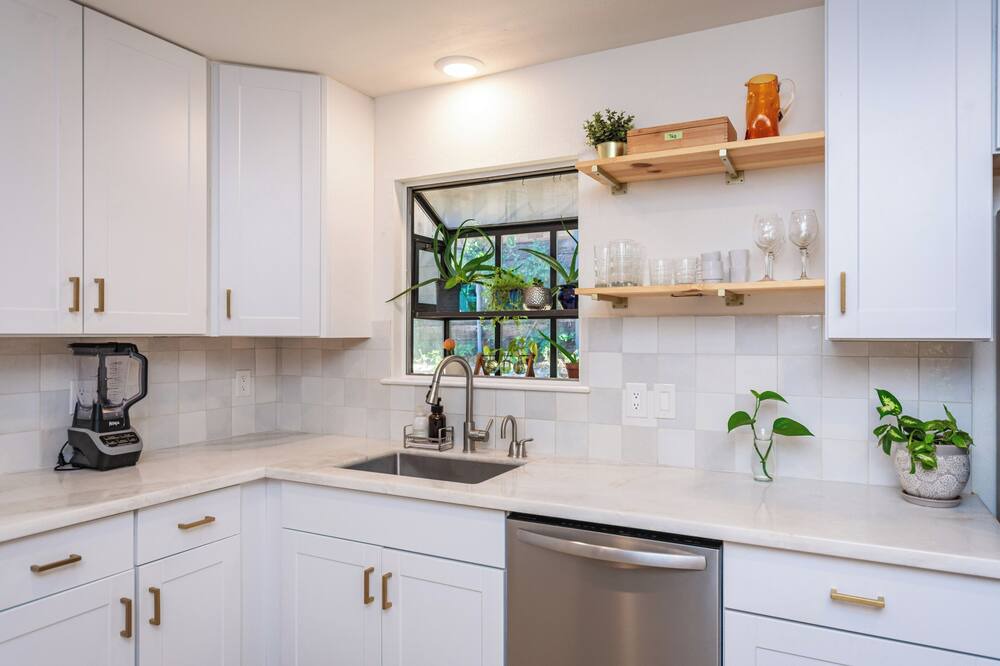 Photo of Kitchen in Apple Hill