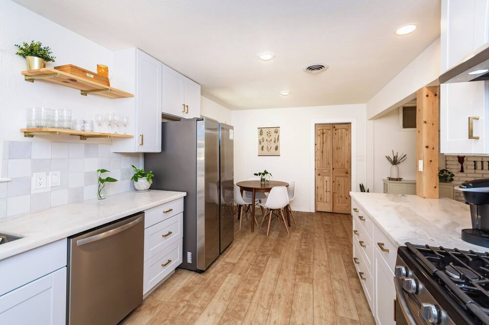 Photo of Kitchen in Apple Hill