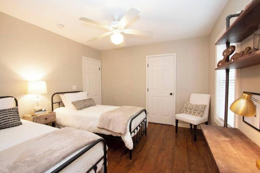 Photo of Bedroom in Westwood
