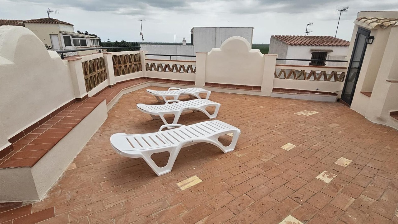 Photo of Outdoor in Camarles