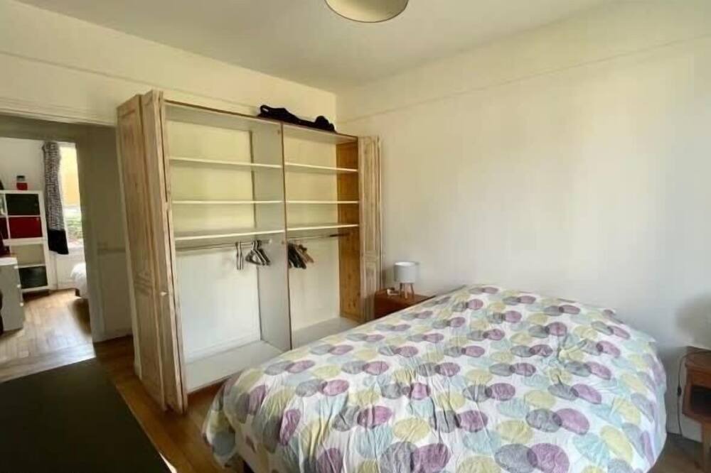 Photo of Bedroom in Montreuil