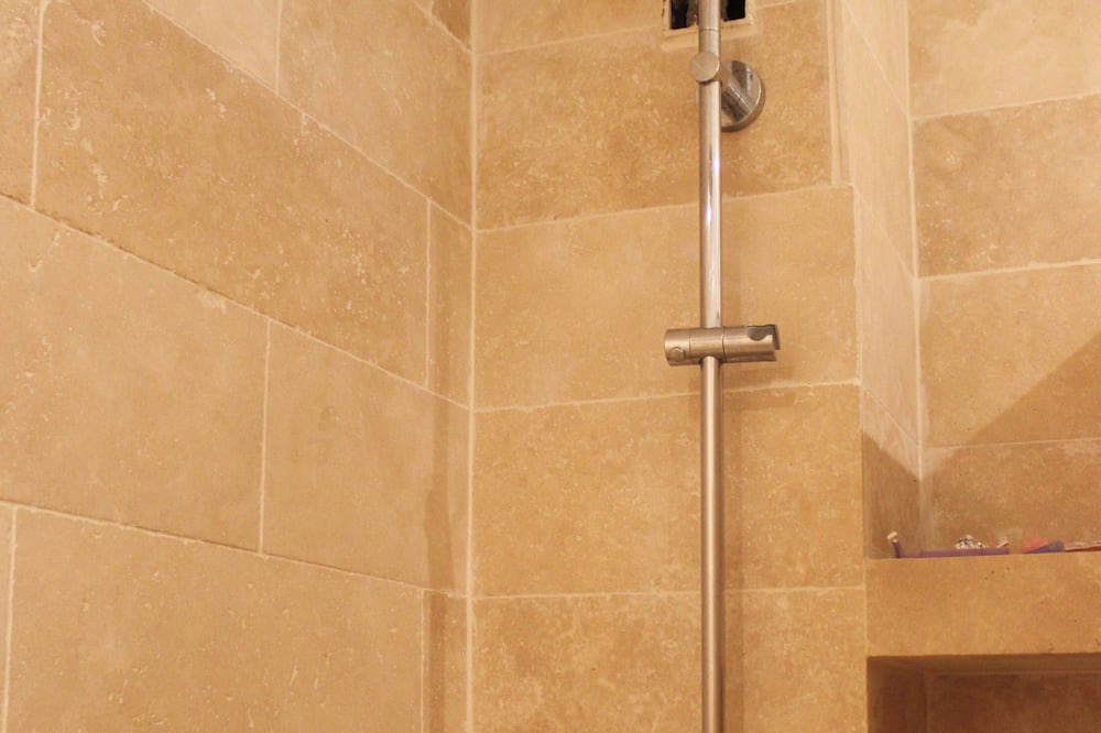 Photo of Bathroom in Grenelle
