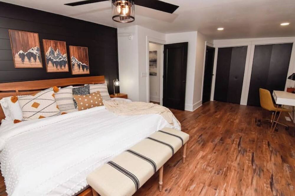Photo of Bedroom in Waverly