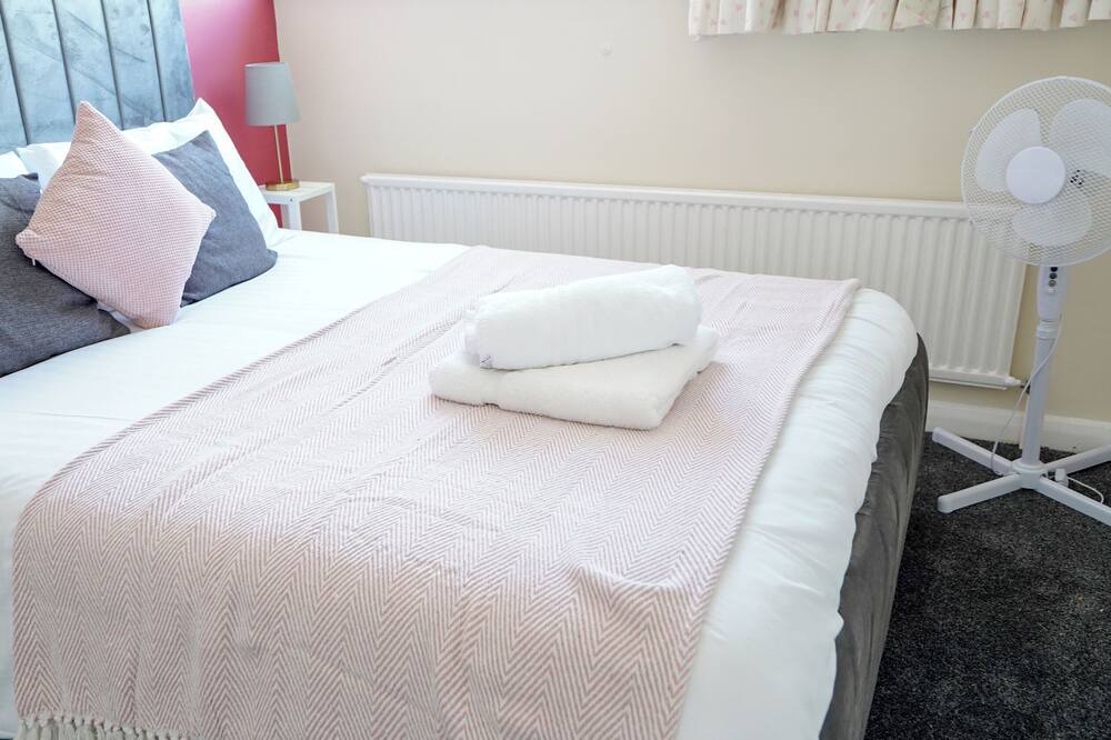 Photo of Bedroom in Ashford